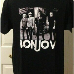 Bon Jovi T-Shirt Classic Rock Band Vintage Concert Fan Tee 92